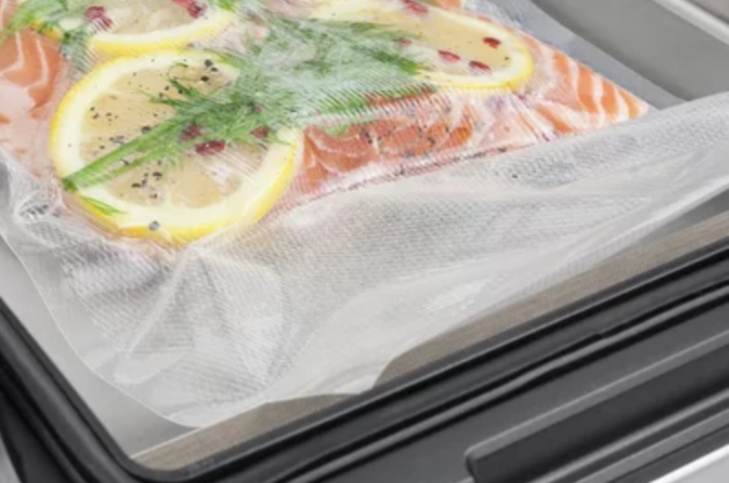 Anti-gaspi ou désastre écologique ? Découvrez mon analyse rigoureuse sur les machines sous-vide pour la maison. Comparatif, conseils et prix en Suisse (CHF).