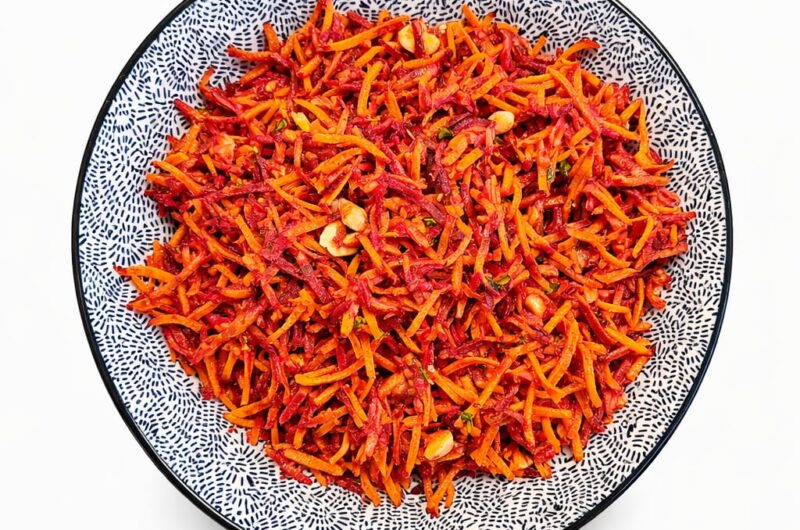 Recette de salade de carottes violettes aux noisettes